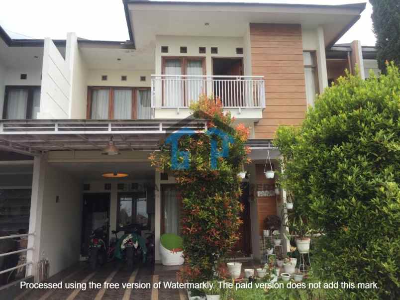 dijual rumah cihanjuang