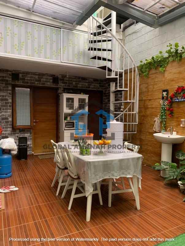 dijual rumah cihanjuang