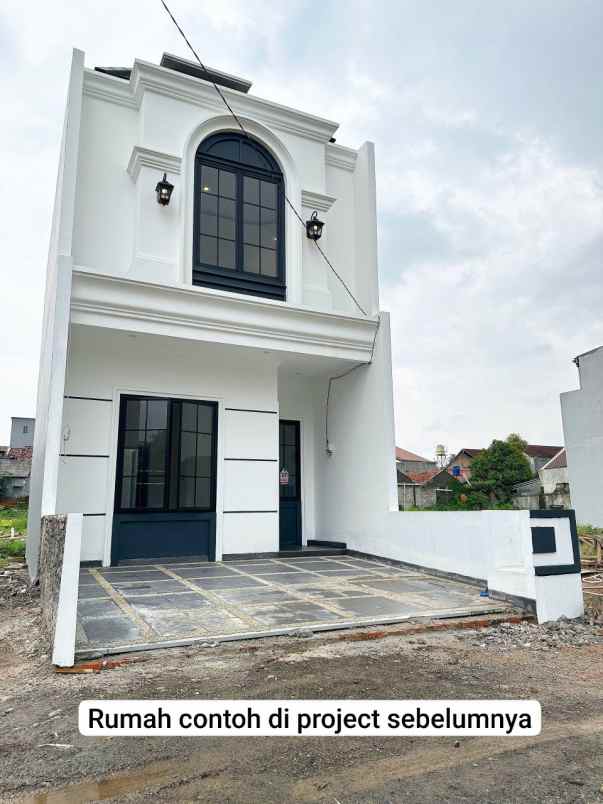 dijual rumah cilangkap