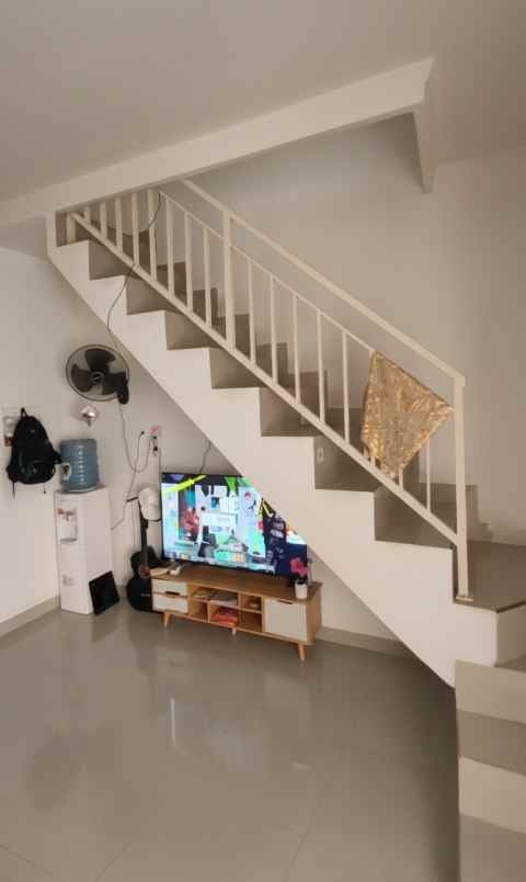 dijual rumah cimanggis depok