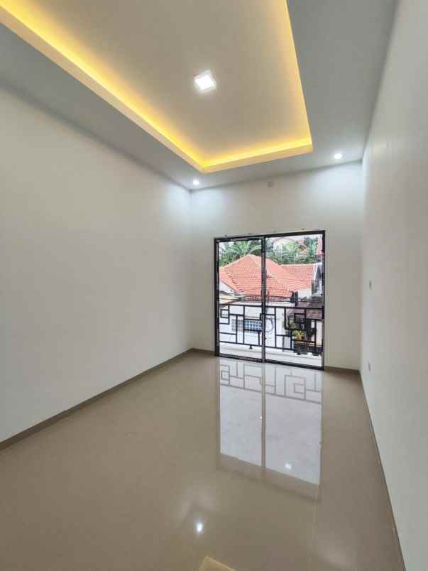 dijual rumah cipayung jakarta timur