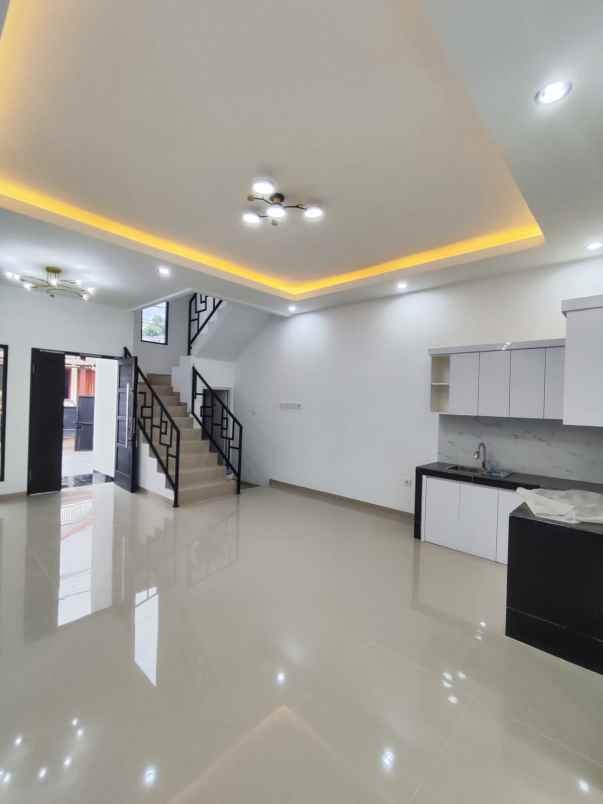 dijual rumah cipayung jakarta timur