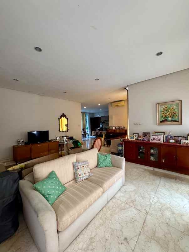 dijual rumah cipete cilandak barat