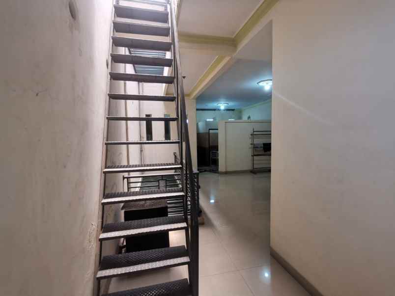 dijual rumah cipinang melayu makassar