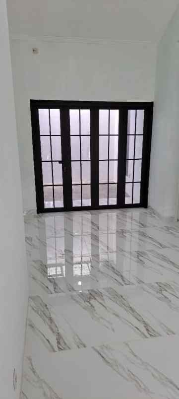 dijual rumah ciputat