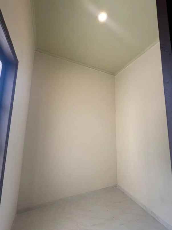 dijual rumah ciputat jombang