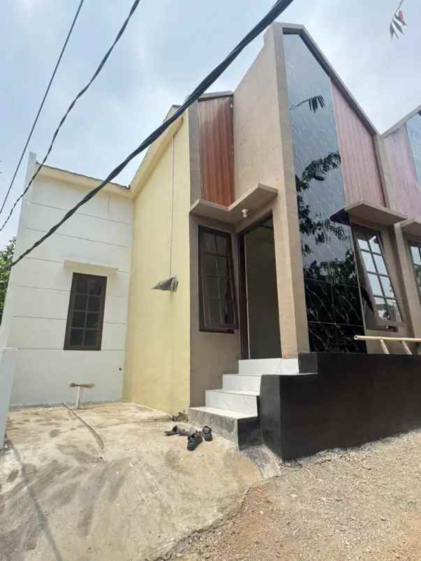 dijual rumah ciputat jombang
