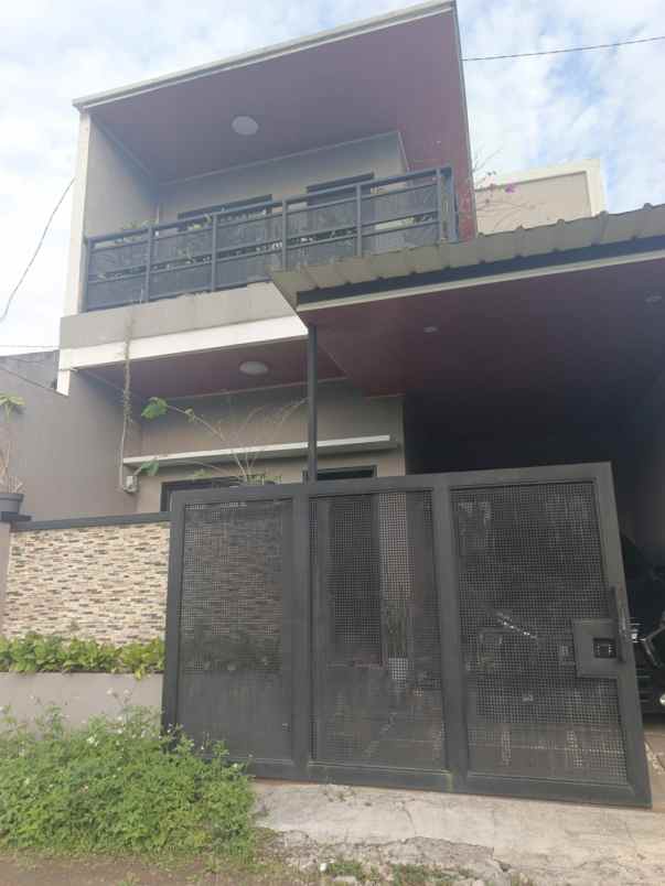 dijual rumah cisaranten endah cingised