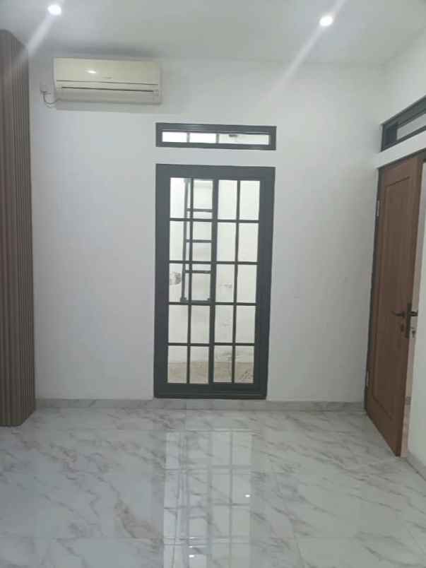 dijual rumah citragran cibubur