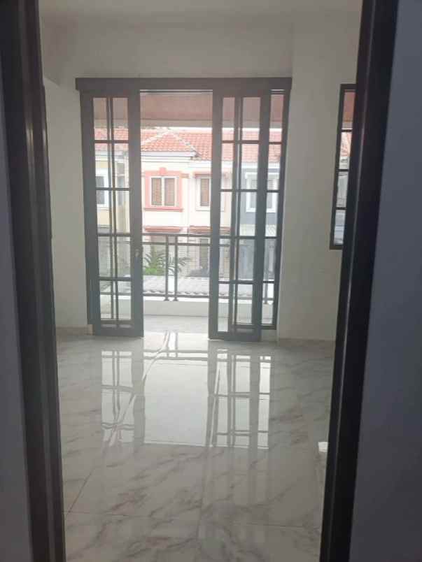 dijual rumah citragran cibubur
