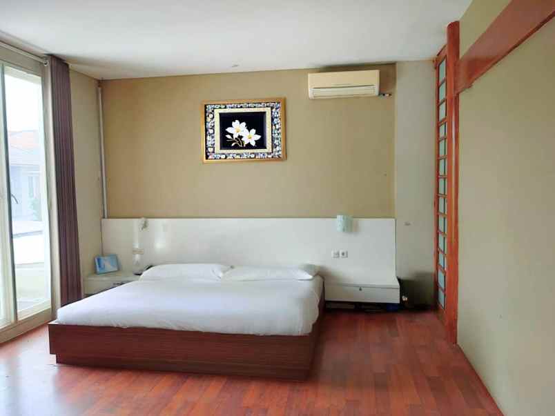 dijual rumah citraland taman puspa raya