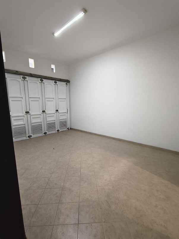 dijual rumah citraland vila sentra raya