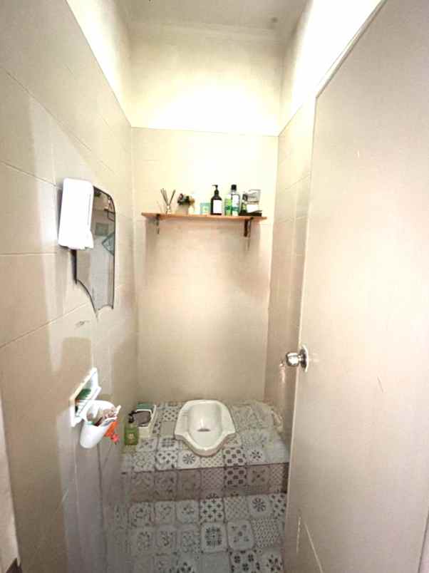 dijual rumah cluster aralia harapan