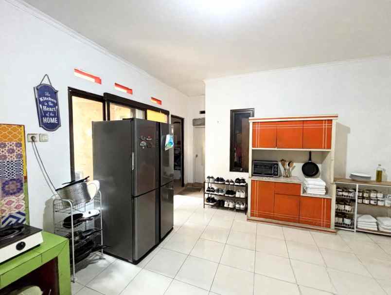 dijual rumah cluster aralia harapan