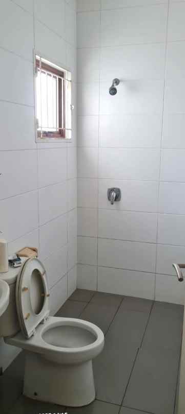 dijual rumah cluster cassia jgc jakarta