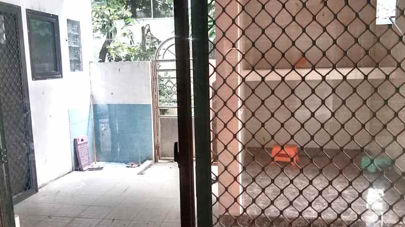 dijual rumah cluster lantana jakarta