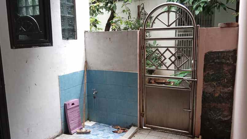 dijual rumah cluster lantana jakarta