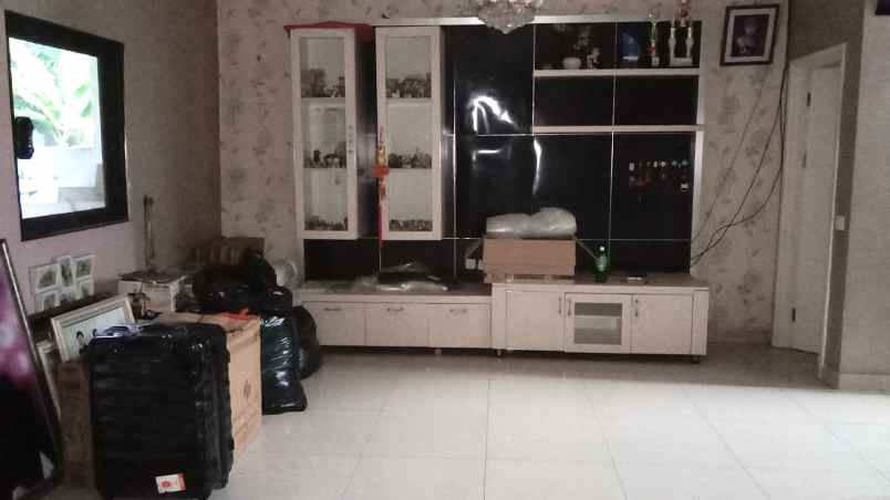 dijual rumah cluster lantana jakarta