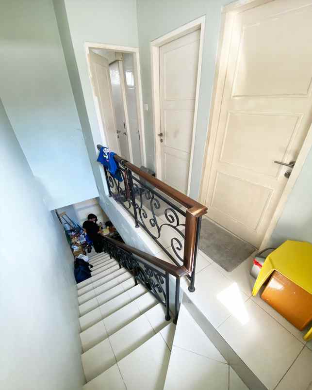 dijual rumah cluster magnolia paramount