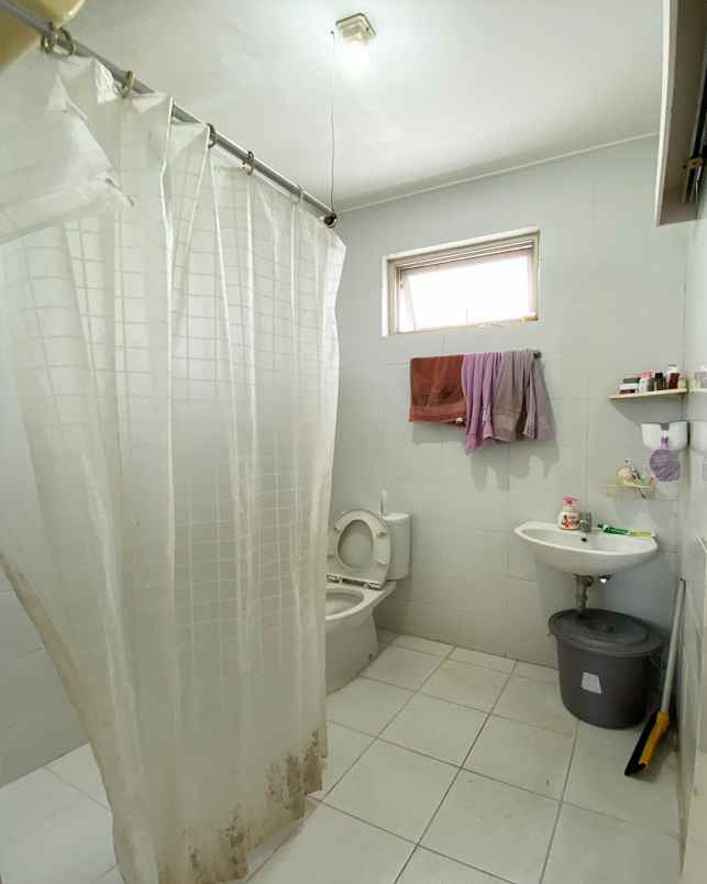 dijual rumah cluster magnolia paramount