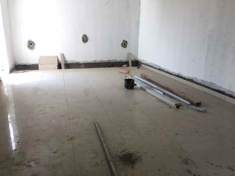 dijual rumah cluster mountana hills bringin