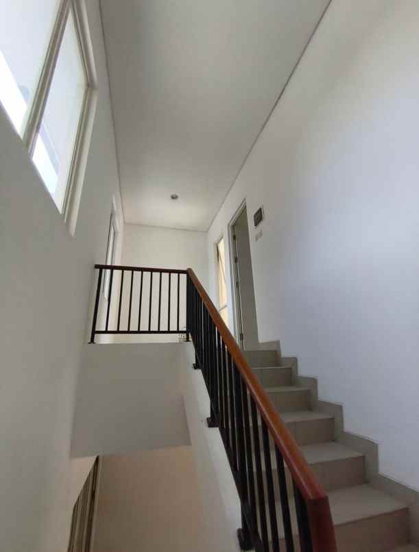 dijual rumah cluster samata harapan indah