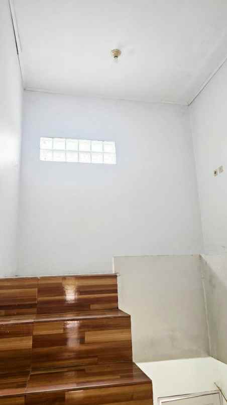 dijual rumah cluster taman sakura