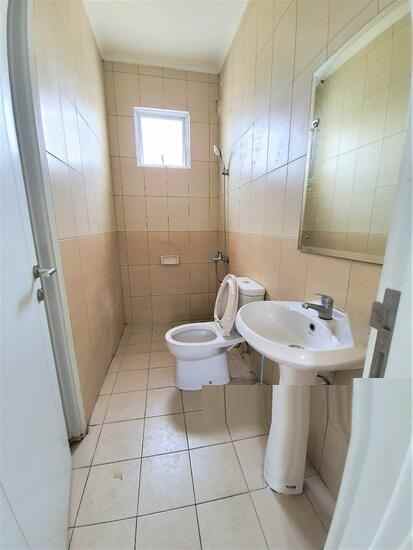 dijual rumah cluster thames jgc jakarta