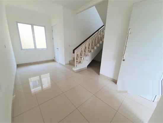 dijual rumah cluster thames jgc jakarta