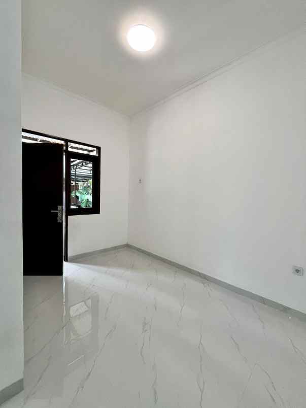 dijual rumah cluster villa arcamanik