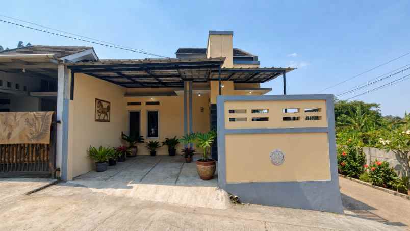 dijual rumah curug