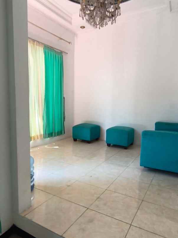 dijual rumah darmo