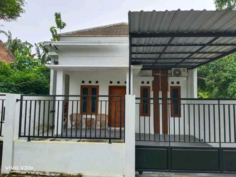 dijual rumah dekat kampus umy
