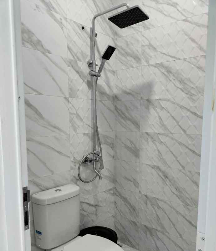 dijual rumah dekat kampus unriyo