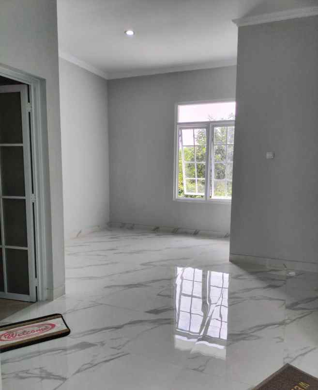 dijual rumah dekat kampus unriyo