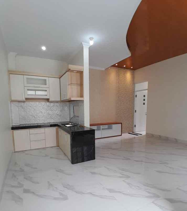 dijual rumah dekat kampus unriyo