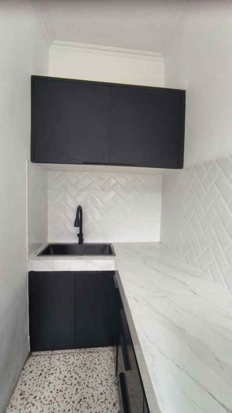 dijual rumah deltasari