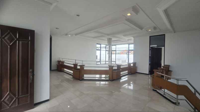 dijual rumah dharmahusada