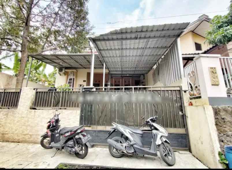 dijual rumah di glintingan banyumanik semarang
