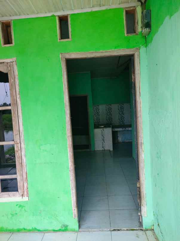 dijual rumah di jl pulau damar gg nusa ind