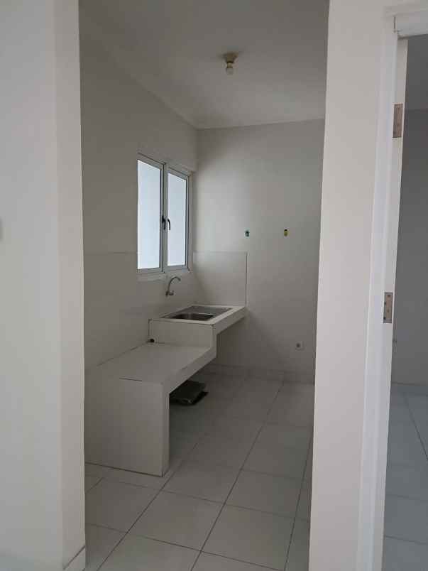 dijual rumah di kota wisata cibubur