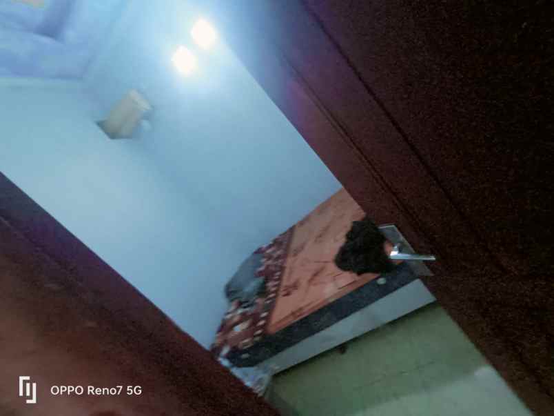 dijual rumah di kragilan desa nagrek jalan raya dukuh