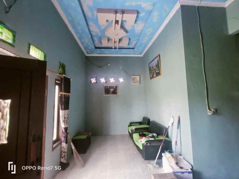 dijual rumah di kragilan desa nagrek jalan raya dukuh