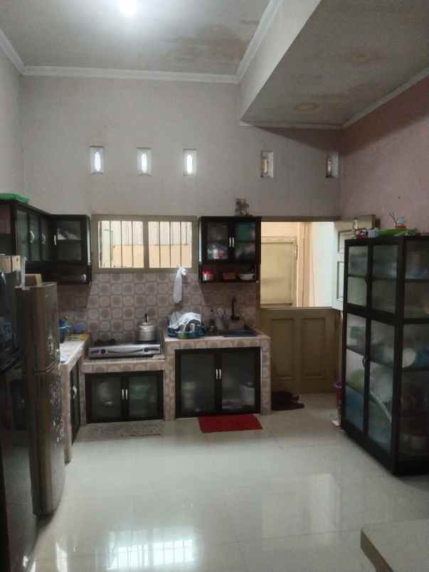 dijual rumah di pekajangan