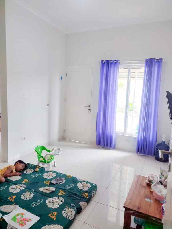 dijual rumah di perumahan bale pelangi f4 06