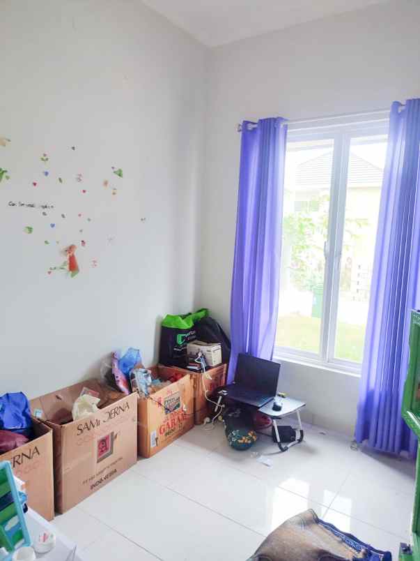 dijual rumah di perumahan bale pelangi f4 06