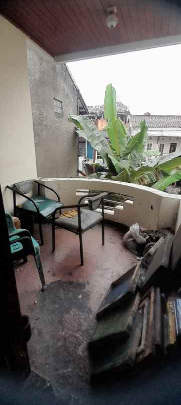 dijual rumah di tengah kota bandung