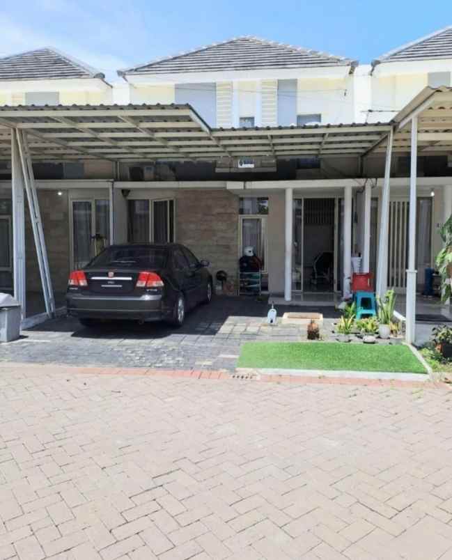 dijual rumah diamond park residence