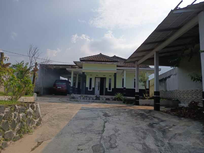 dijual rumah dijual rumah beserta isi