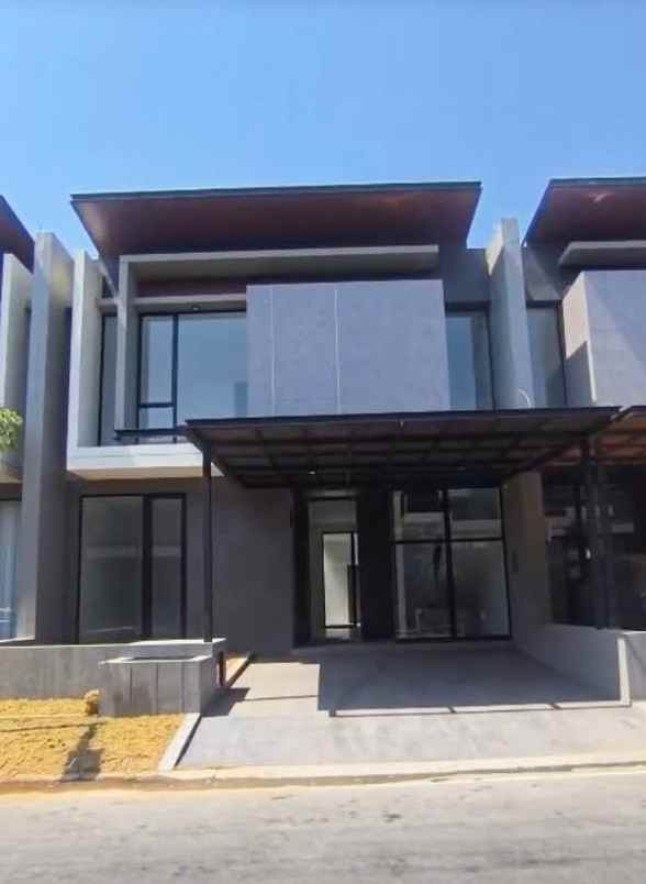 dijual rumah district 9 citralan utama
